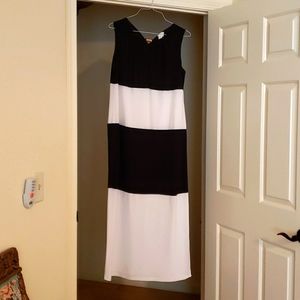 Maxi sleeveless dress